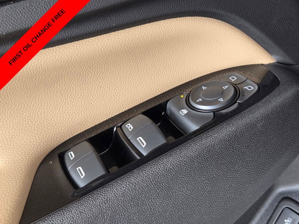 Used 2024 Chevrolet Equinox Premier image 37