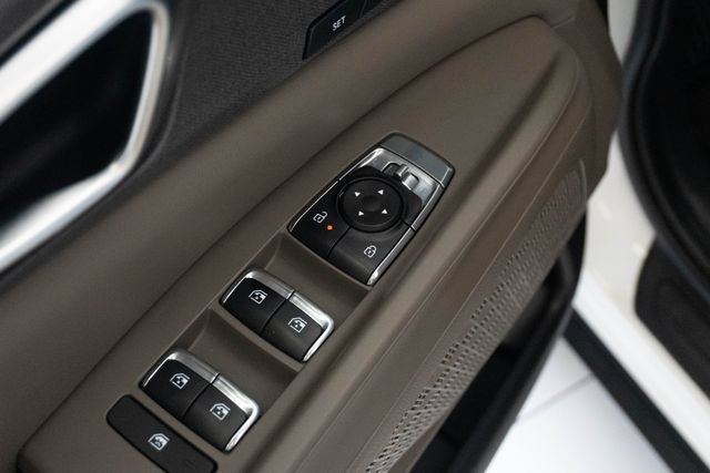 Used 2026 Kia Carnival EX FWD image 16