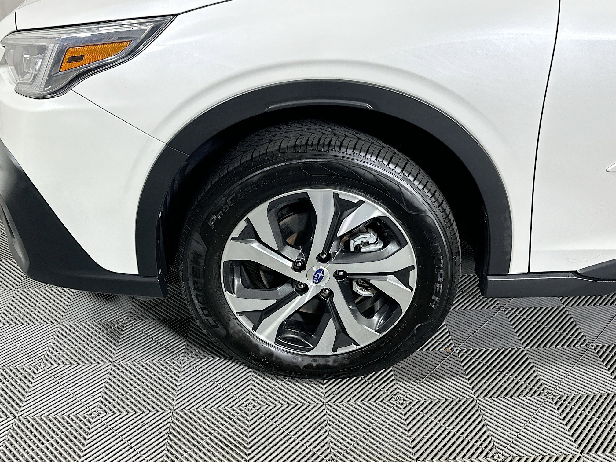 Used 2022 Subaru Outback Limited AWD/4WD image 11