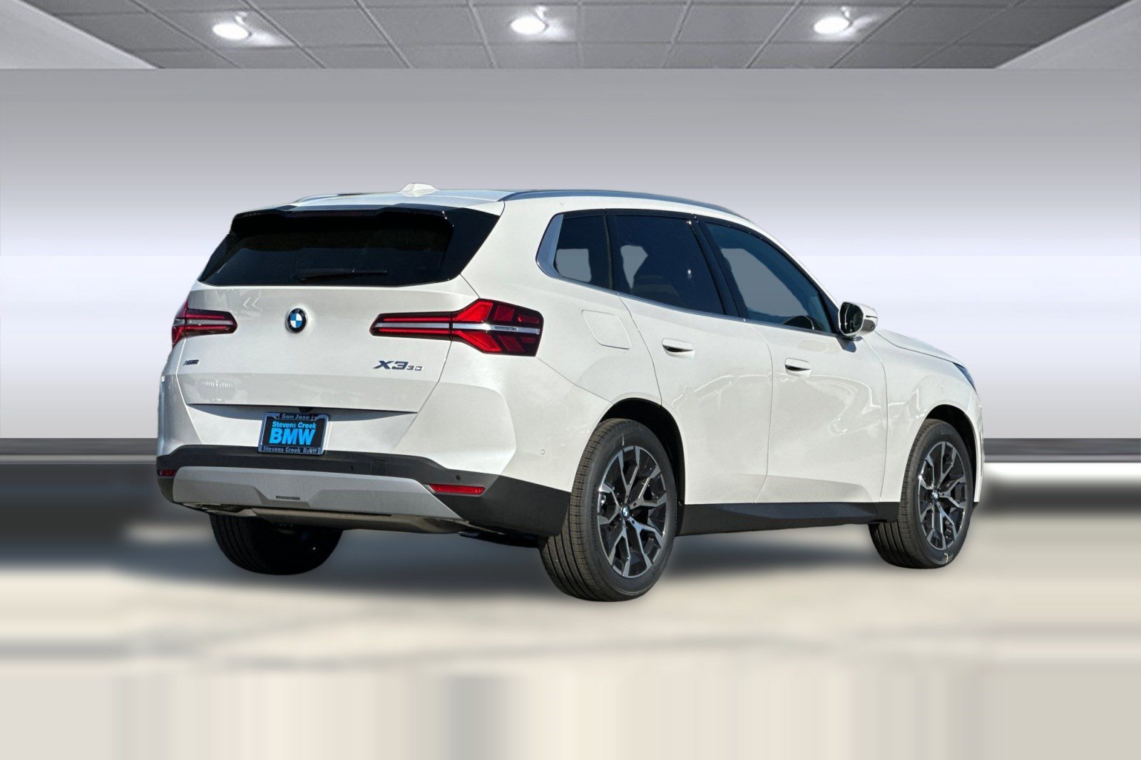 Used 2026 BMW X3 xDrive30i w/ Premium Package AWD/4WD image 9