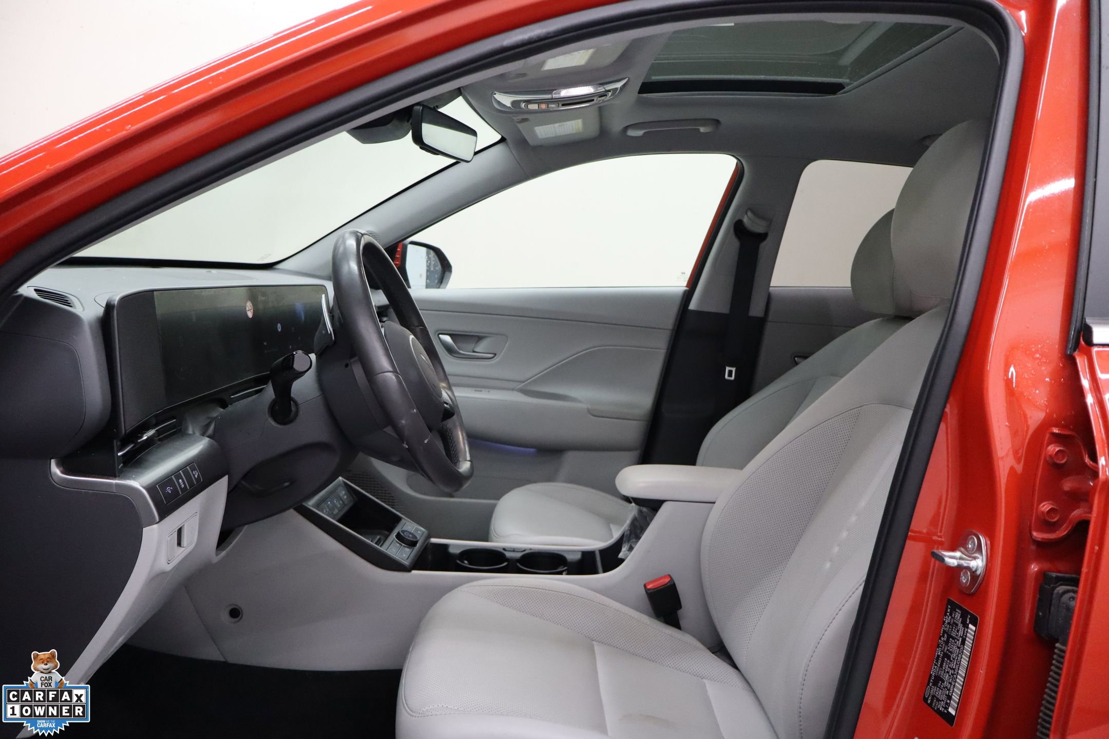 Used 2024 Hyundai Kona Limited image 14