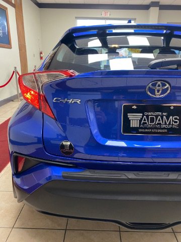 Used 2020 Toyota C-HR XLE image 13