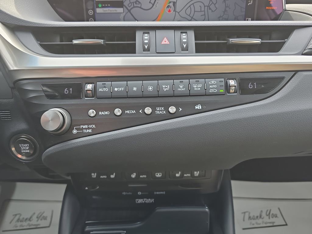 Used 2021 Lexus ES 350 Ultra Luxury w/ Accessory Package 2 image 28