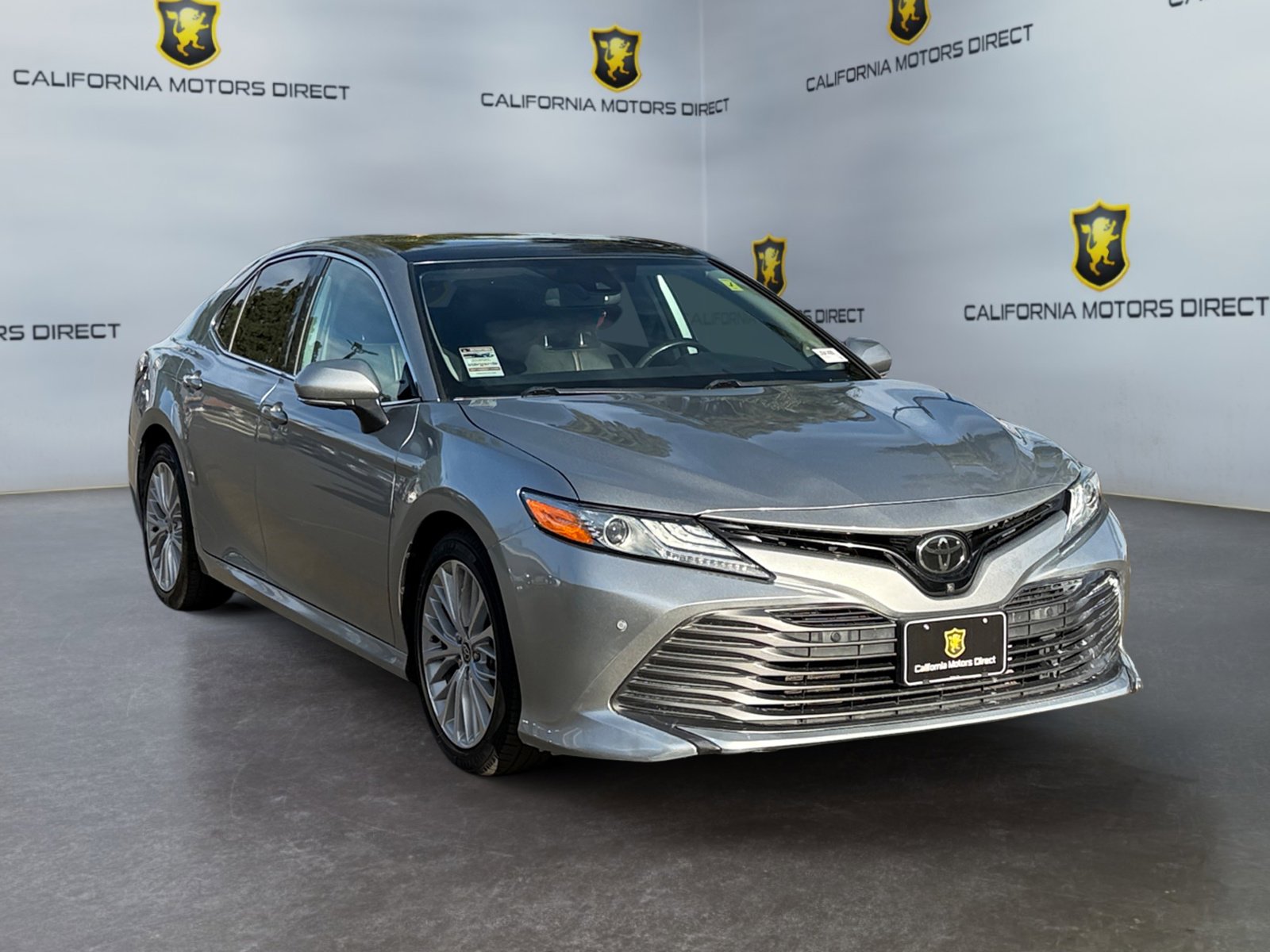 Used 2020 Toyota Camry XLE image 7