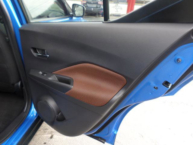 Used 2021 Nissan Kicks SR image 36