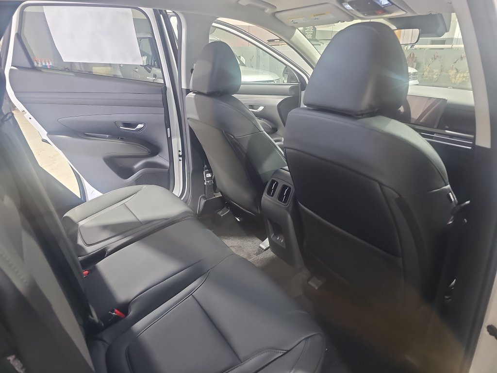 New 2026 Hyundai Tucson SEL Plus AWD/4WD image 11