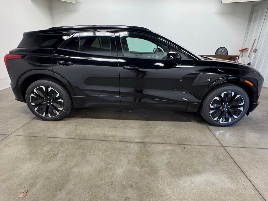 New 2025 Chevrolet Blazer EV RS image 12