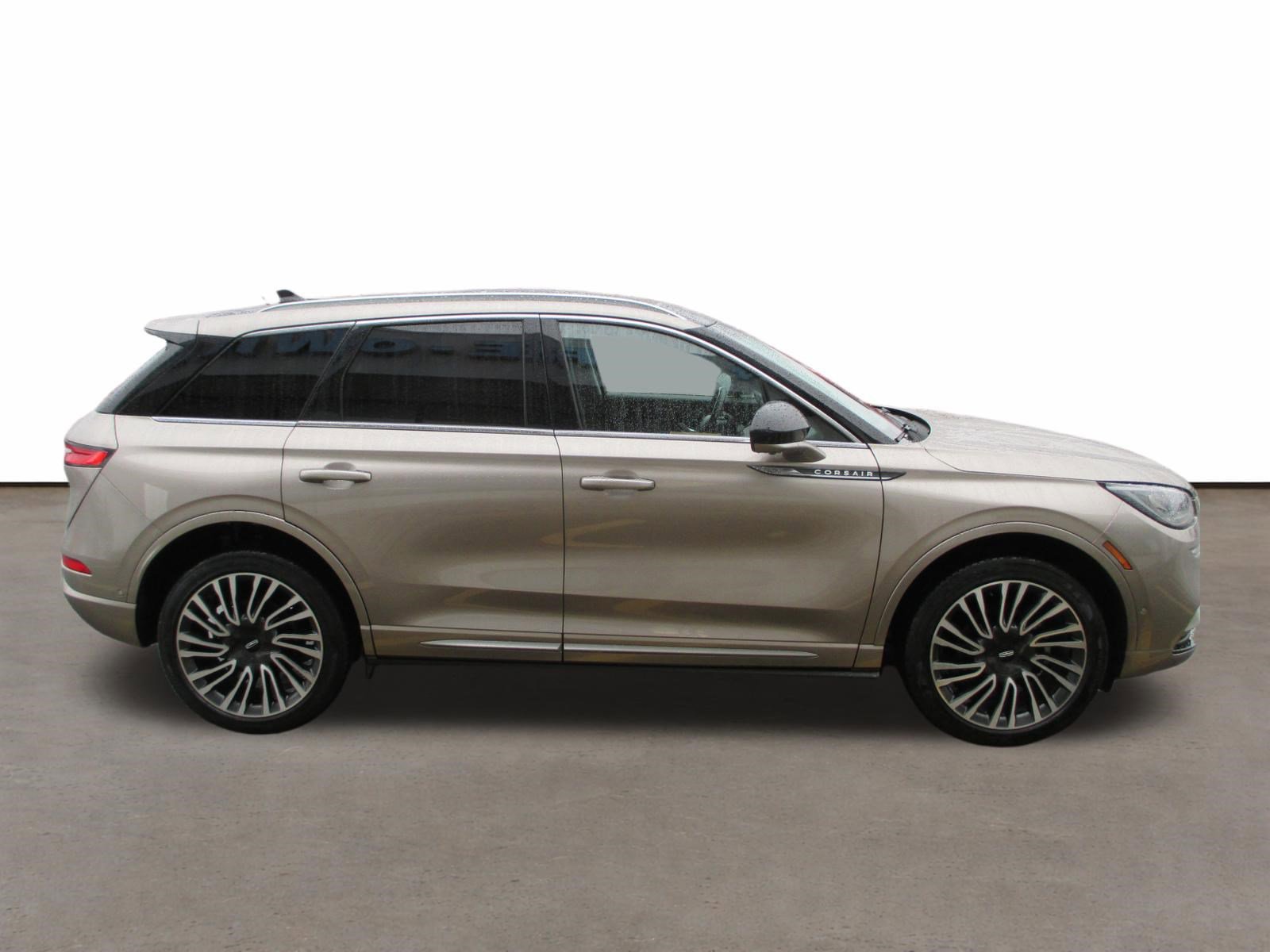 Used 2021 Lincoln Corsair AWD image 6