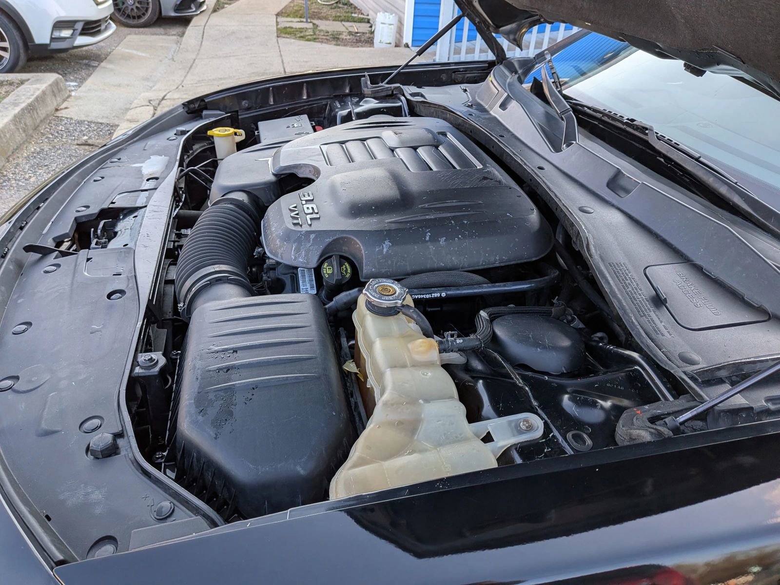 Used 2015 Dodge Charger SE image 14