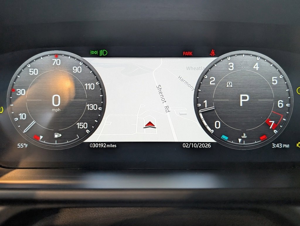 Used 2023 Land Rover Defender 130 X-Dynamic SE image 18