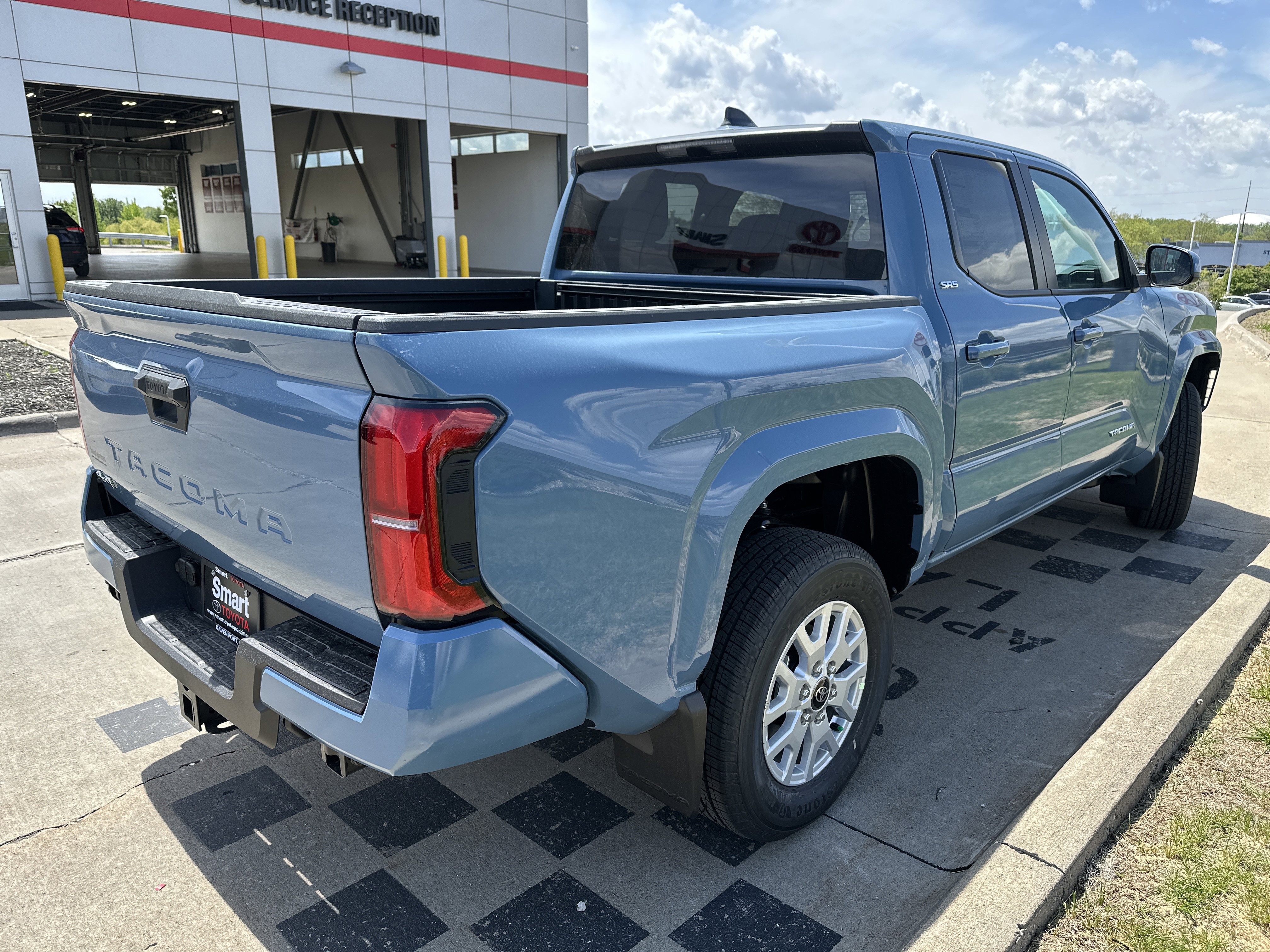 New 2026 Toyota Tacoma SR5 AWD/4WD image 6