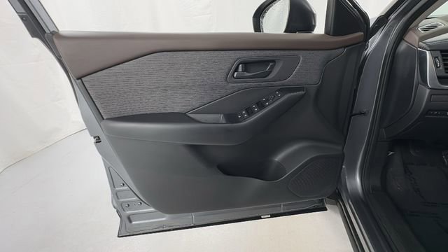 Certified 2023 Nissan Rogue S image 18