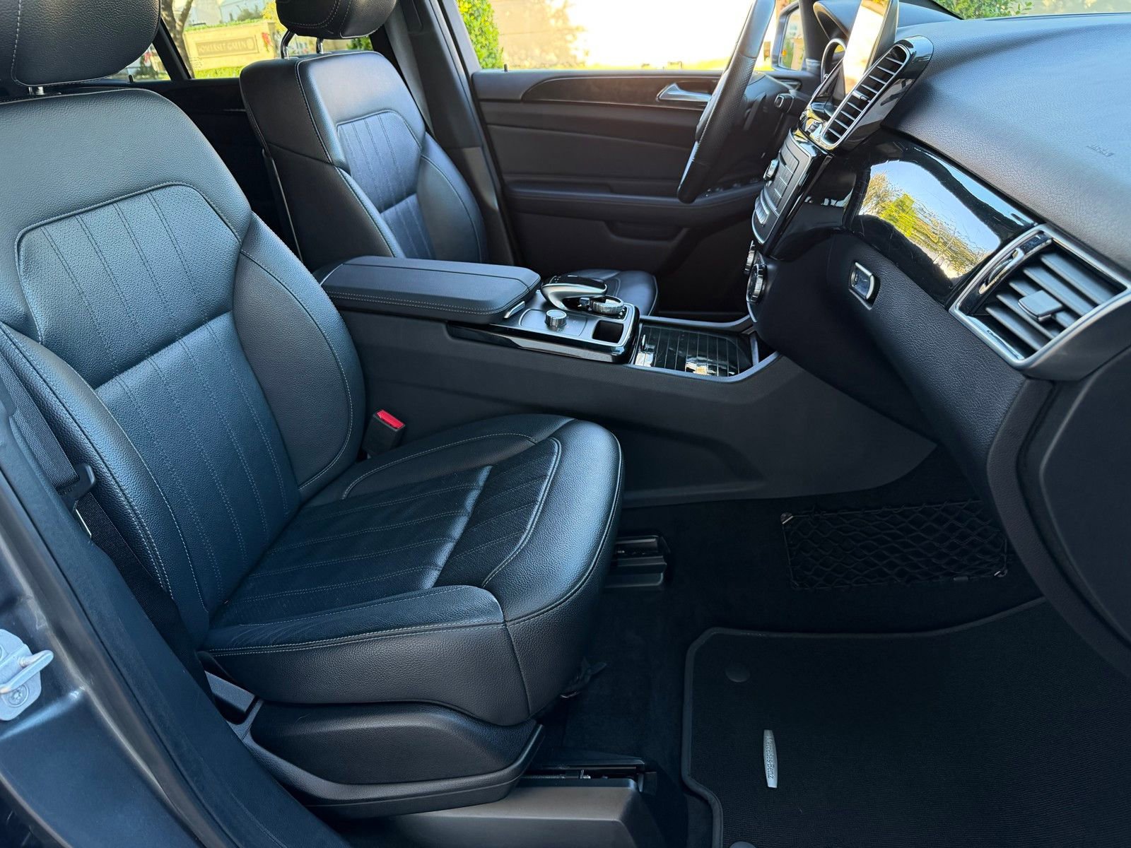 Used 2017 Mercedes-Benz GLE 350 image 18