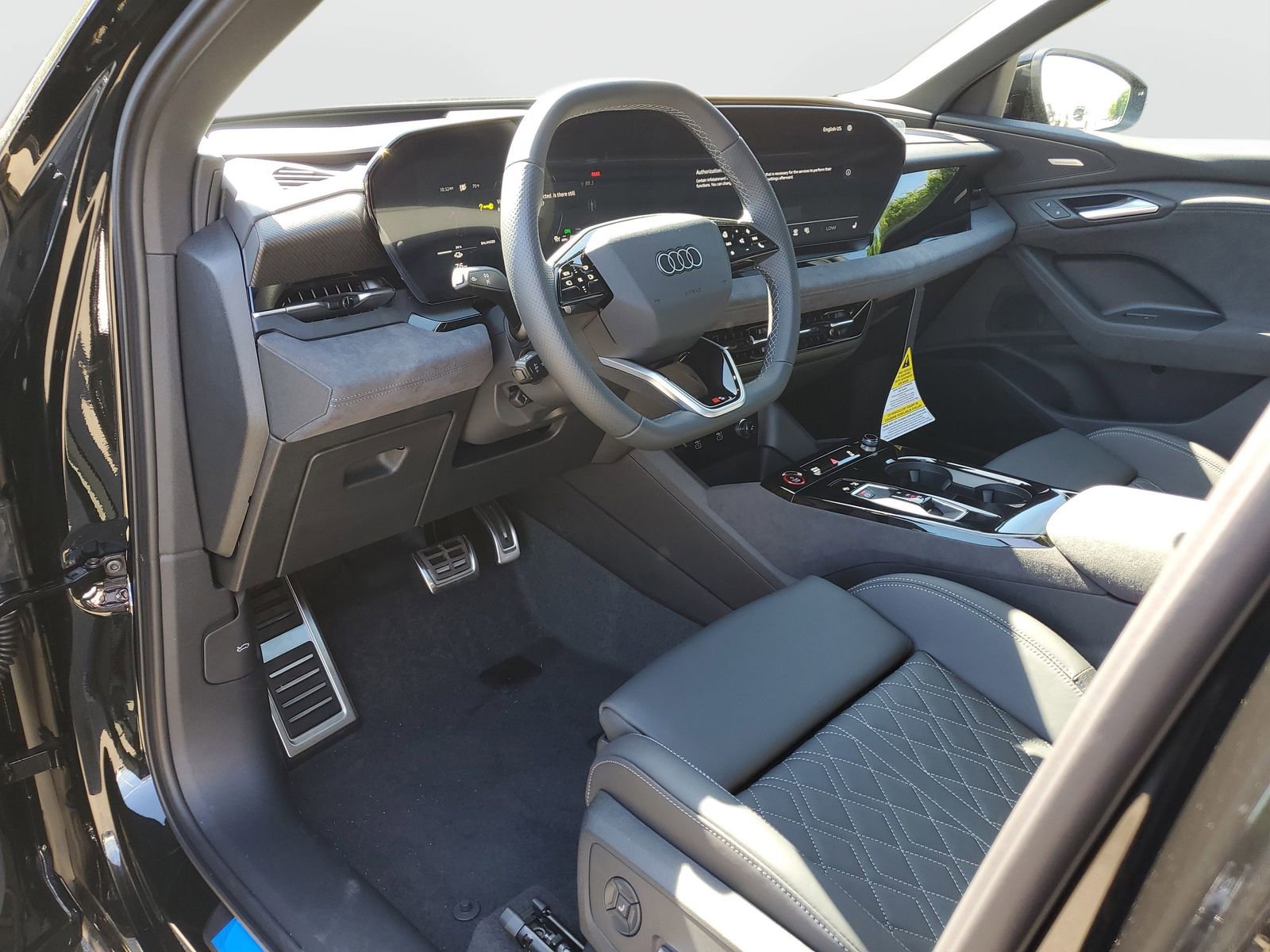 New 2025 Audi SQ6 e-tron Premium Plus image 19