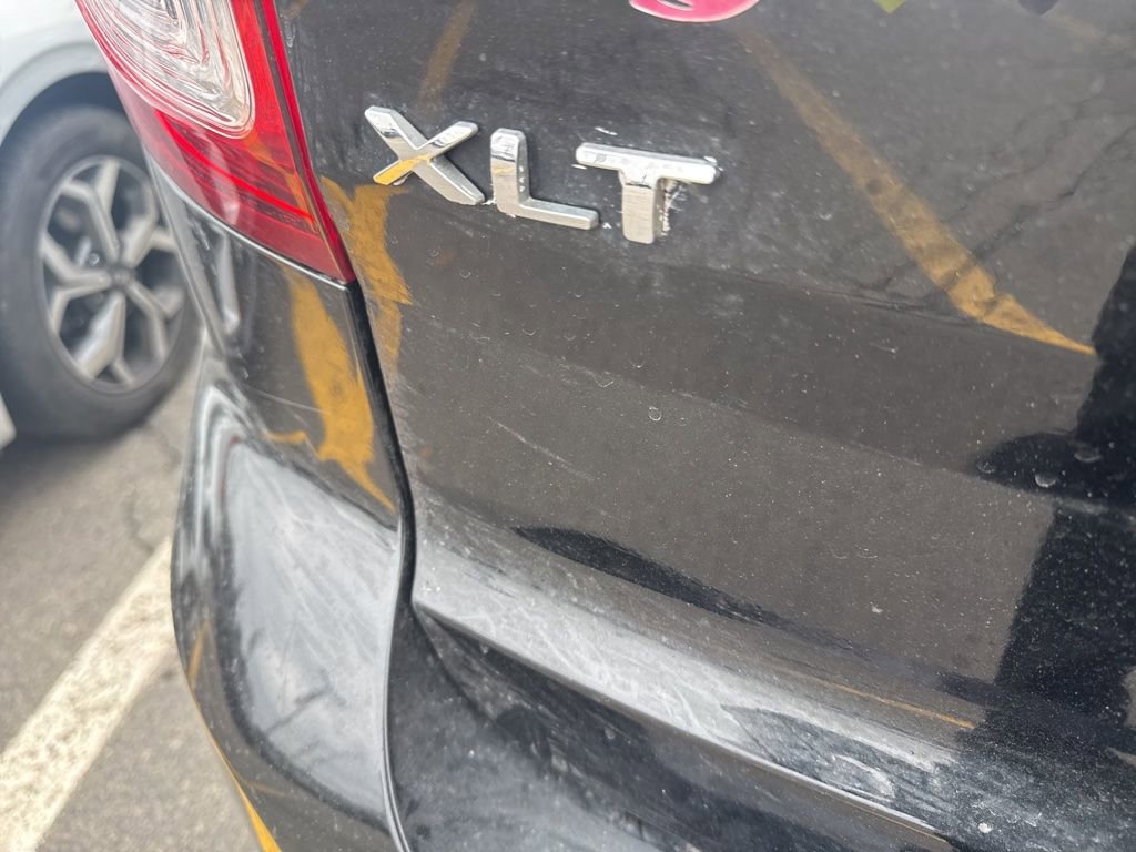 Used 2015 Ford Explorer XLT w/ Equipment Group 202B image 7