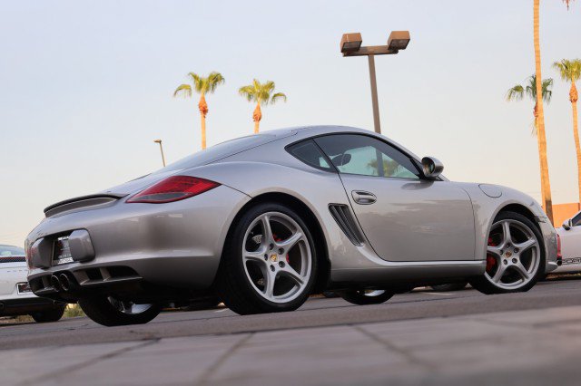 Used 2010 Porsche Cayman S RWD image 19