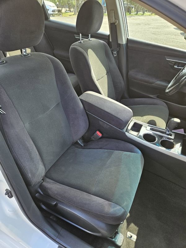 Used 2013 Nissan Altima 2.5 SV FWD image 17