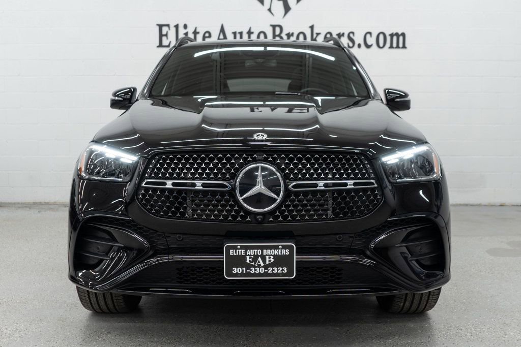 Used 2025 Mercedes-Benz GLE 350 4MATIC image 3