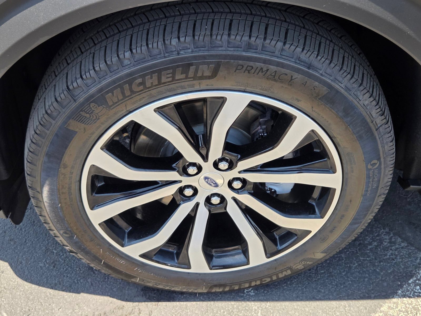 Certified 2025 Ford Explorer ST-Line RWD image 9