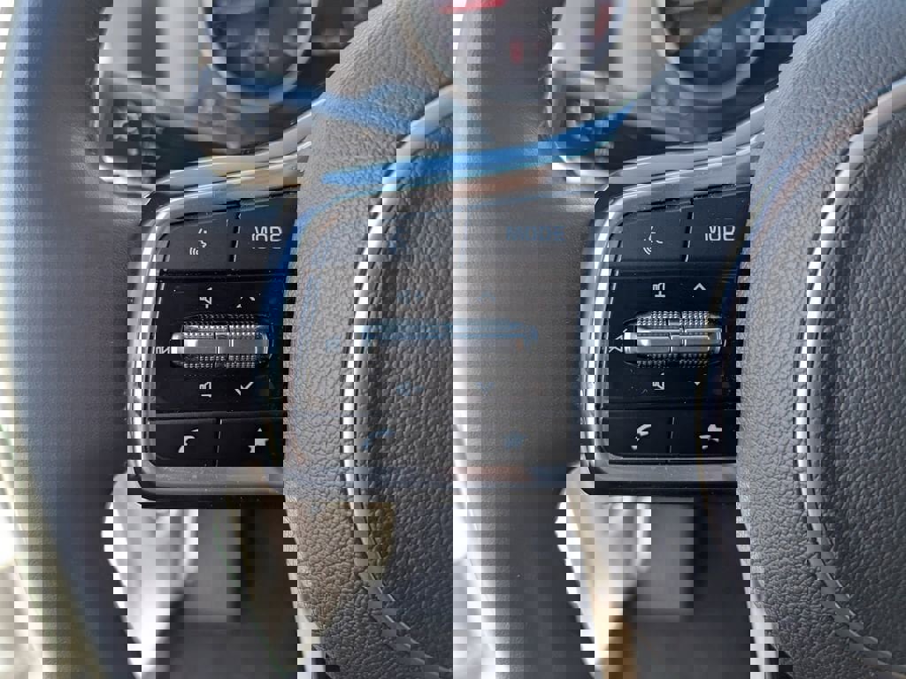 Certified 2024 Kia Carnival LX image 25