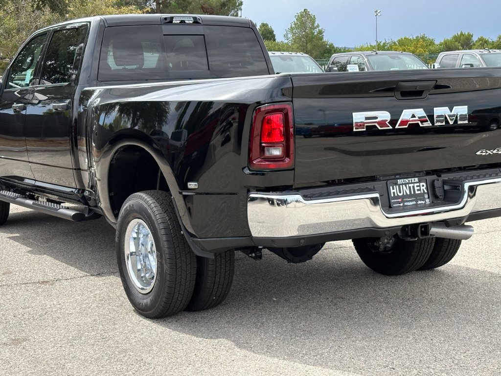 New 2026 RAM 3500 Tradesman AWD/4WD image 5