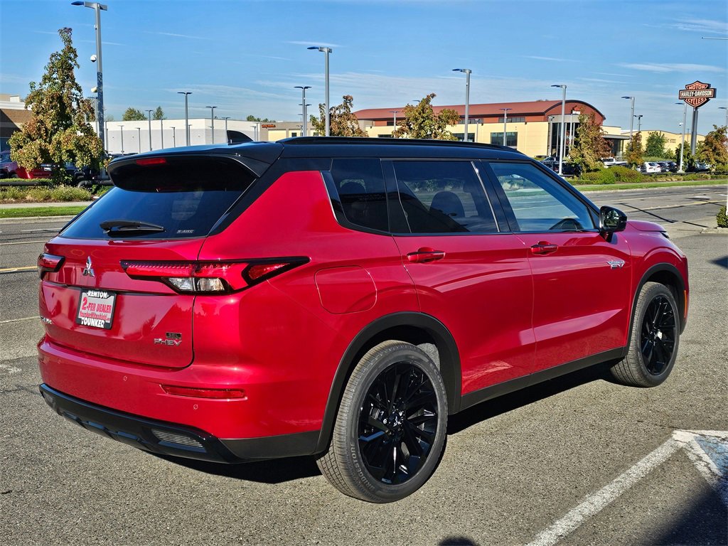 New 2025 Mitsubishi Outlander SEL Black Edition image 3