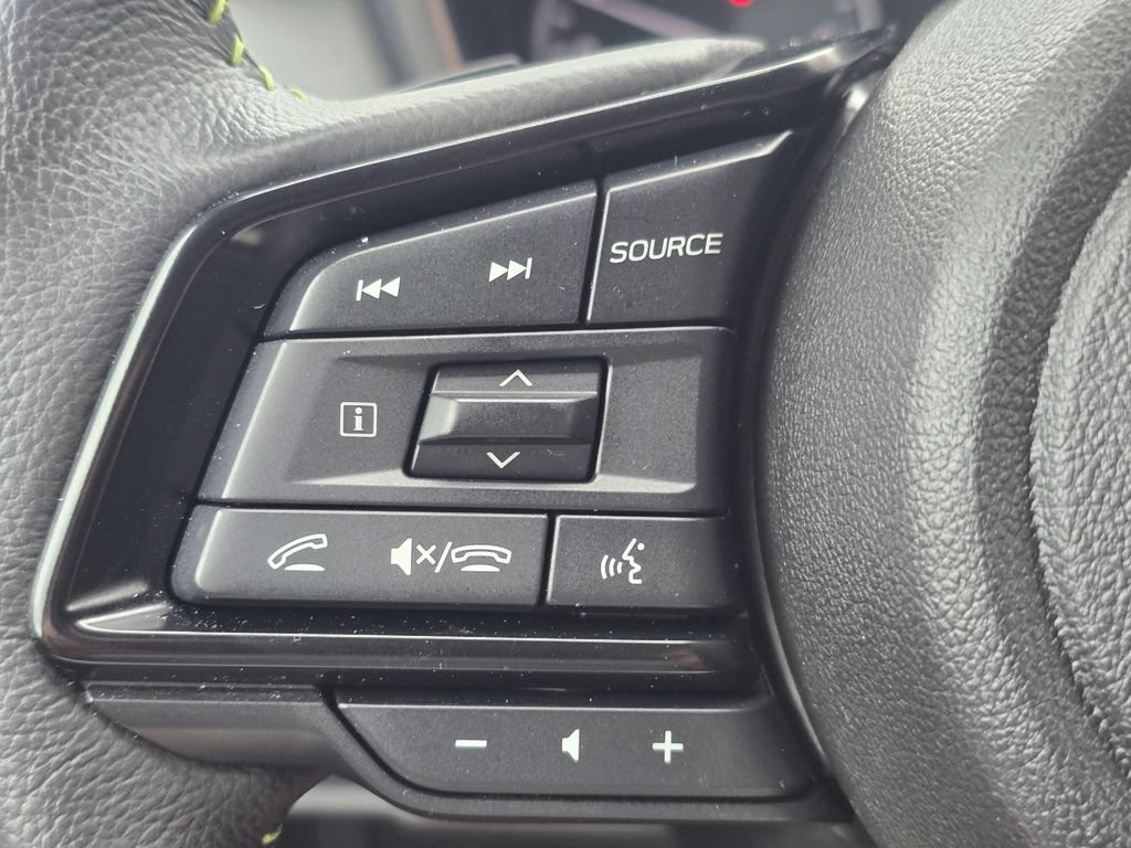 Used 2025 Subaru Outback Onyx Edition AWD/4WD image 33