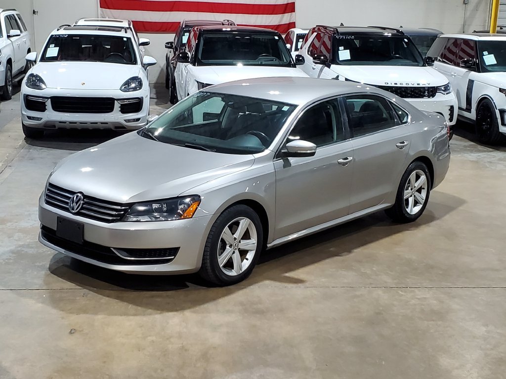 Used 2012 Volkswagen Passat 2.5 SE FWD image 32