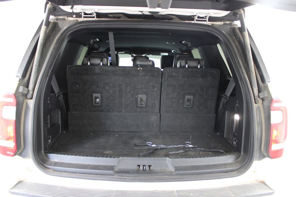 Used 2018 Ford Expedition XLT w/ Equipment Group 202A image 16