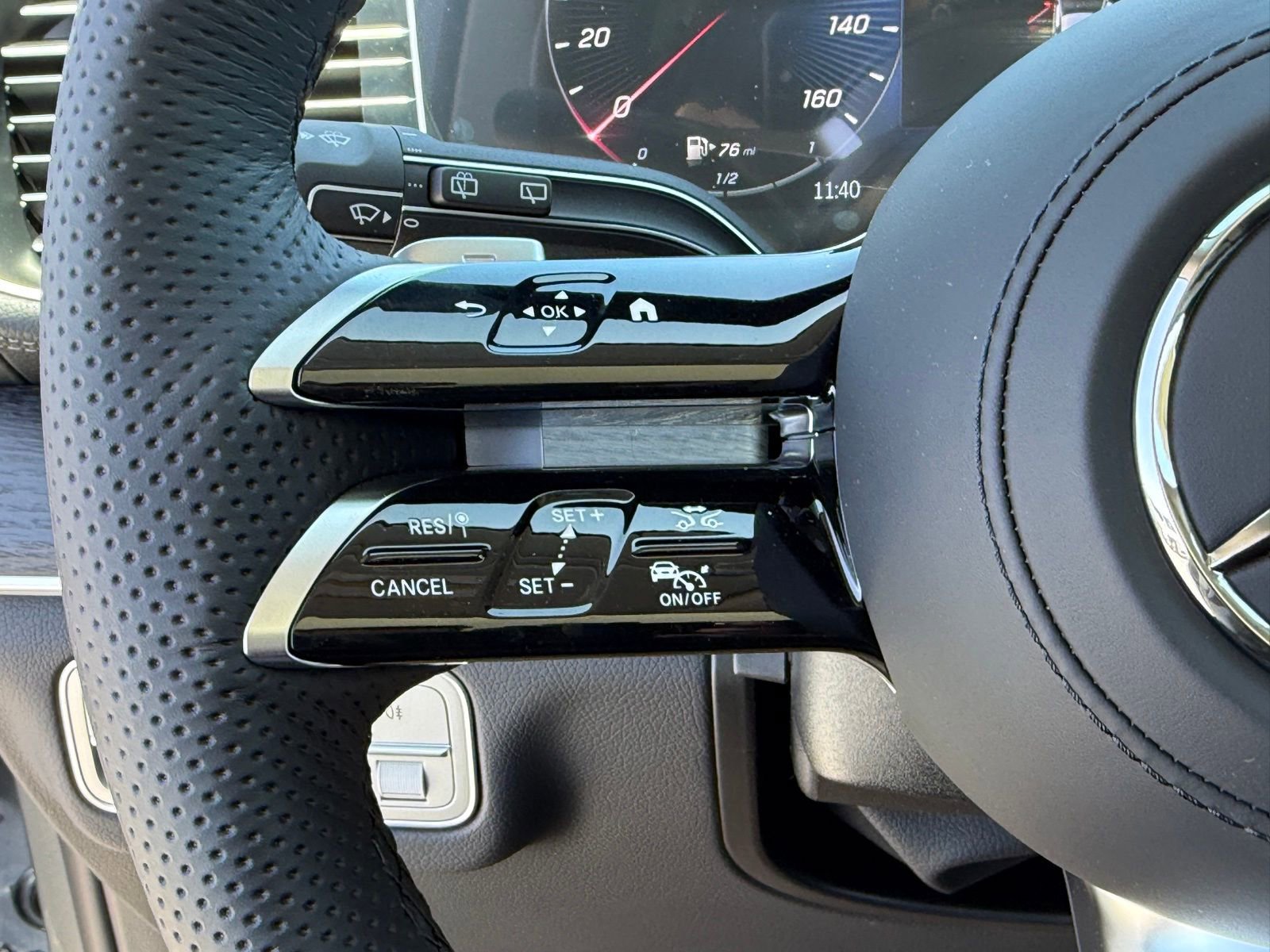 New 2026 Mercedes-Benz GLS 450 4MATIC image 23