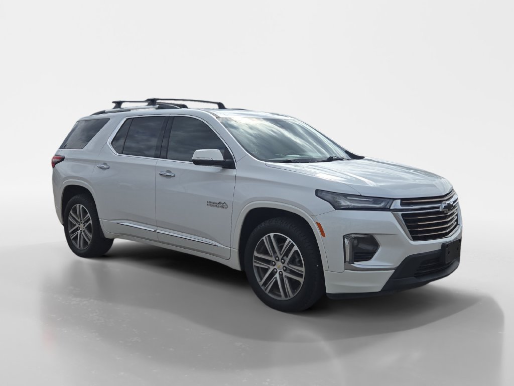 Used 2023 Chevrolet Traverse High Country w/ LPO, Floor Liner Package AWD/4WD image 7