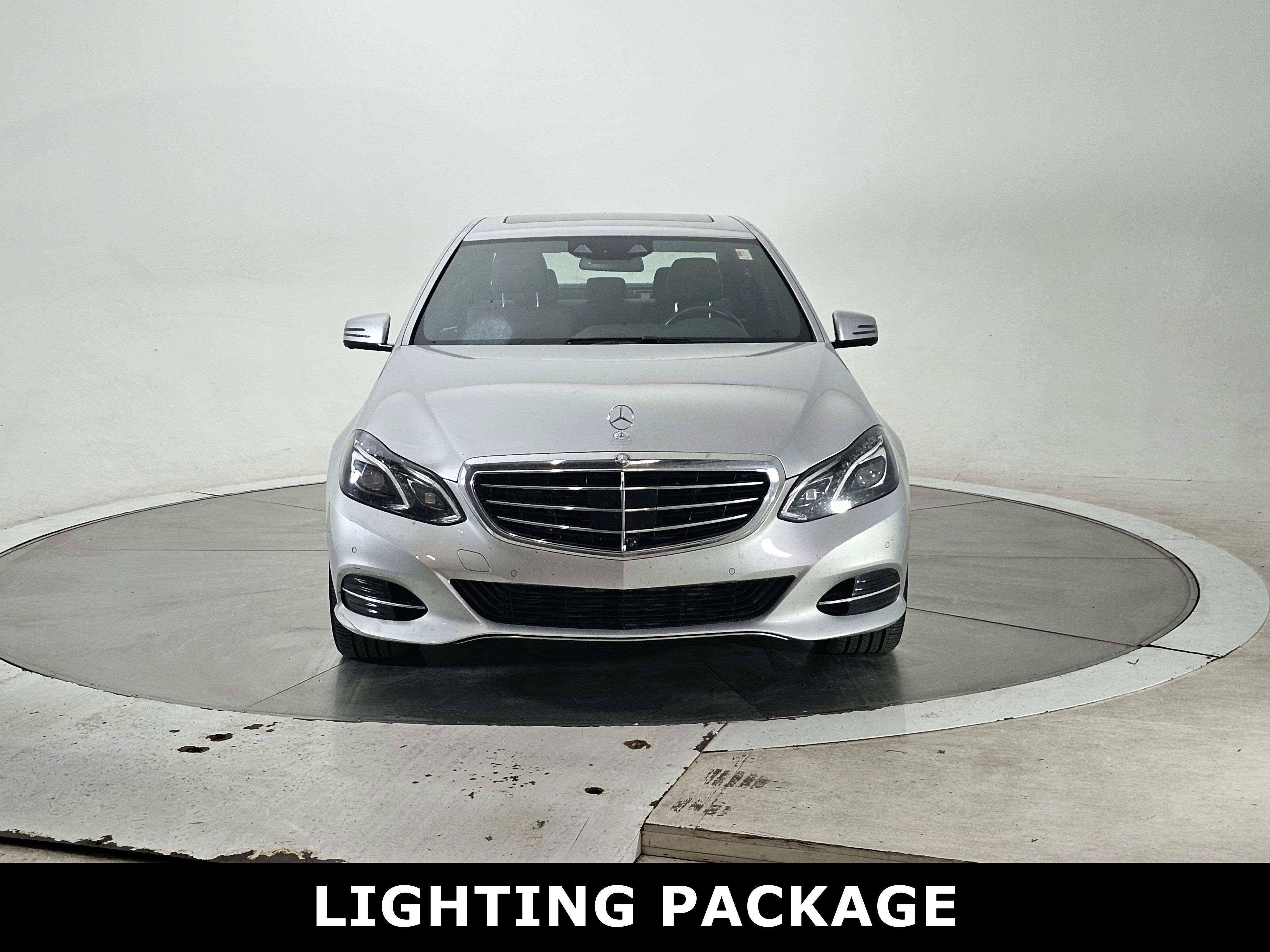 Used 2014 Mercedes-Benz E 250 BlueTEC 4MATIC Sedan image 4