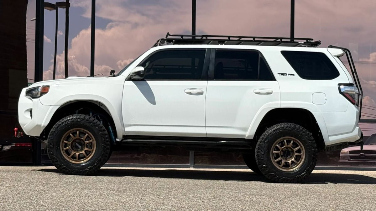 Used 2020 Toyota 4Runner TRD Pro AWD/4WD image 5