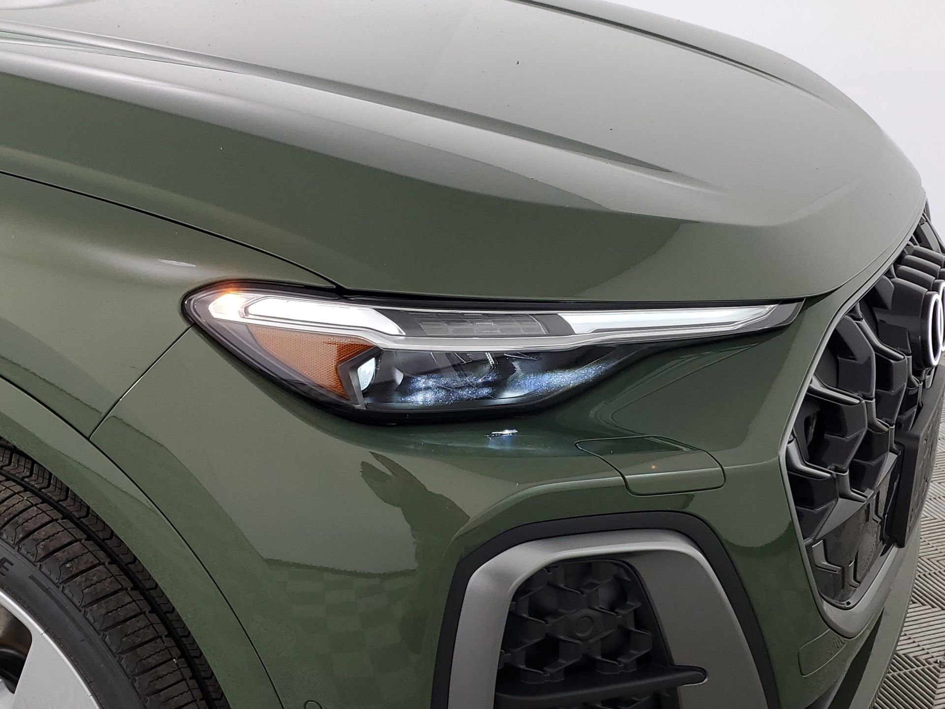 New 2026 Audi Q5 Premium Plus AWD/4WD image 15