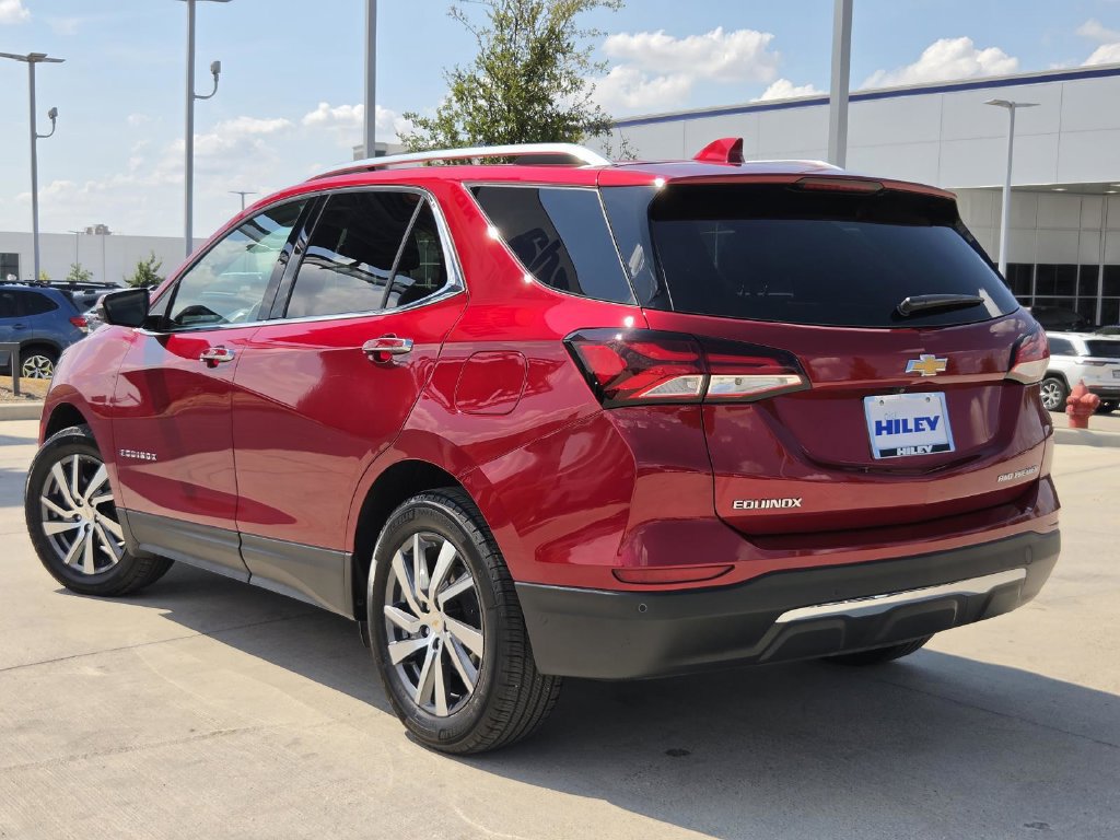 Used 2024 Chevrolet Equinox Premier AWD/4WD image 3