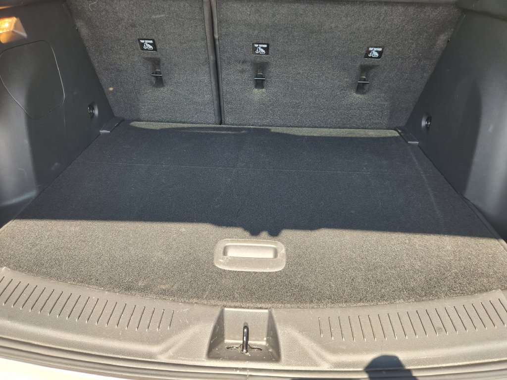 Used 2022 Buick Encore GX Select w/ Sport Touring Package FWD image 30