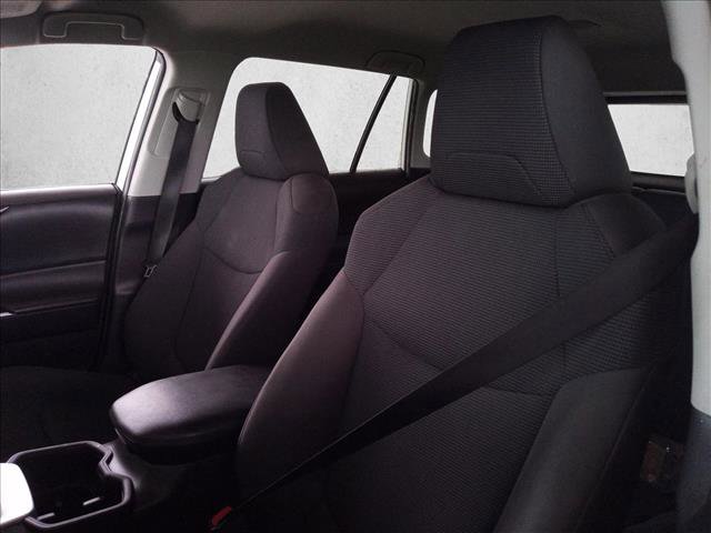 Used 2022 Toyota RAV4 LE FWD image 10
