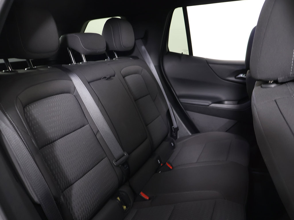 Used 2026 Chevrolet Equinox LT FWD image 34
