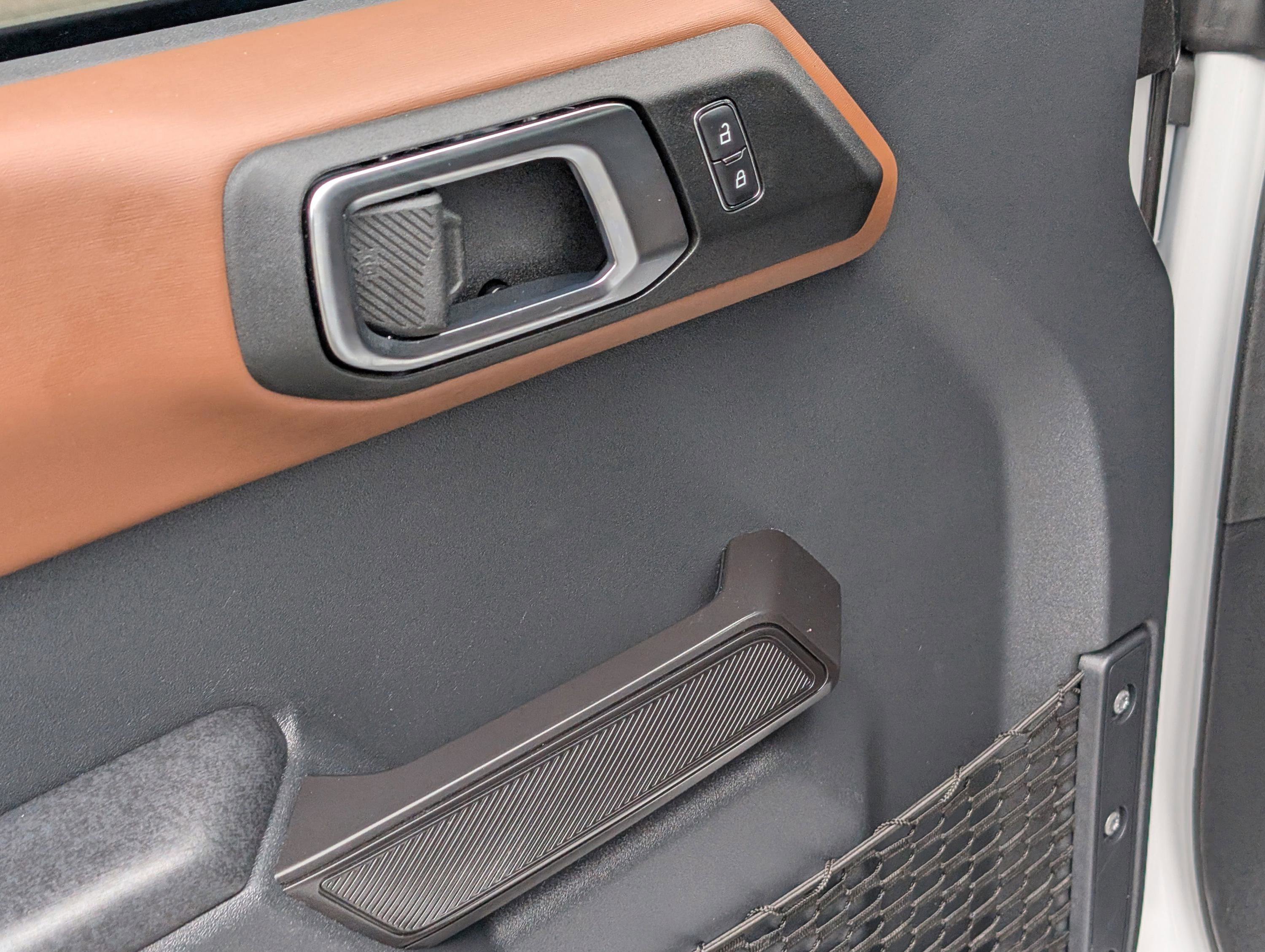 Used 2024 Ford Bronco Outer Banks image 16