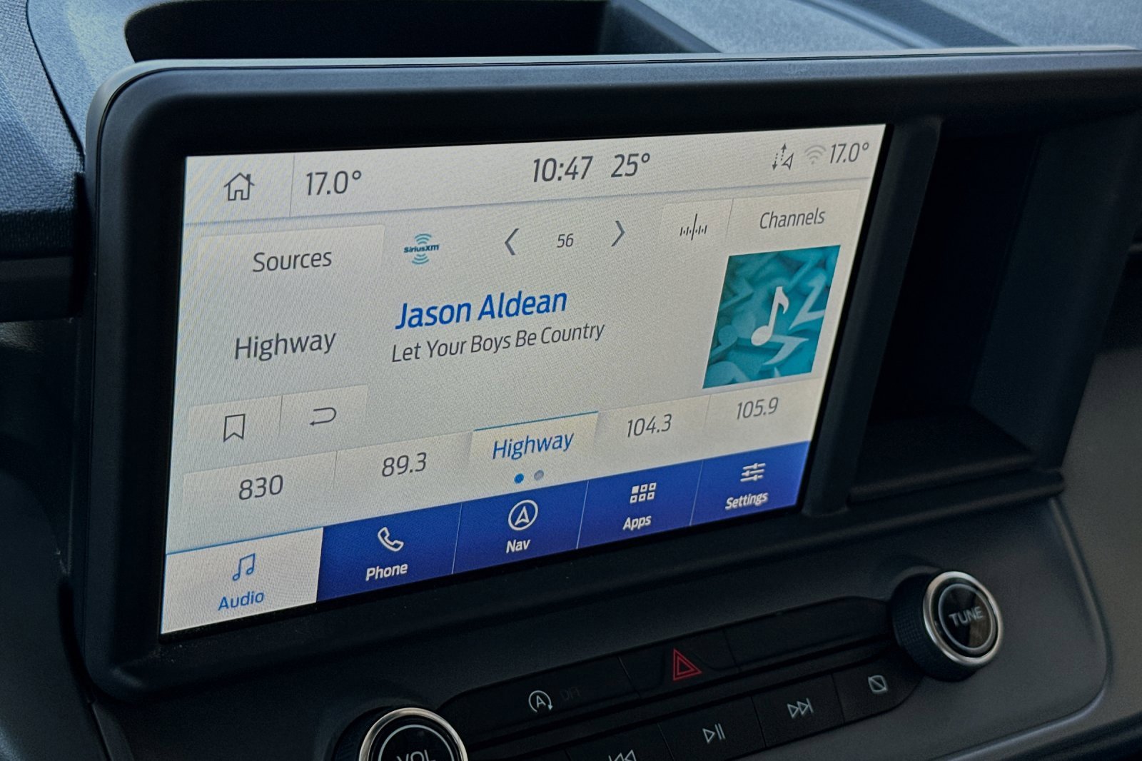 New 2024 Ford Maverick Tremor w/ Tremor Off-Road Package image 17