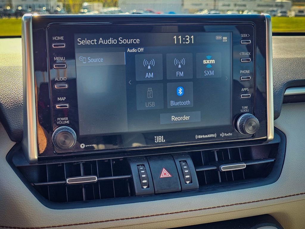 Used 2021 Toyota RAV4 XLE Premium image 24