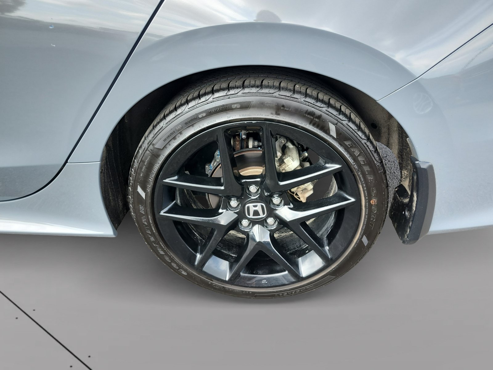 Used 2025 Honda Civic Sport image 14