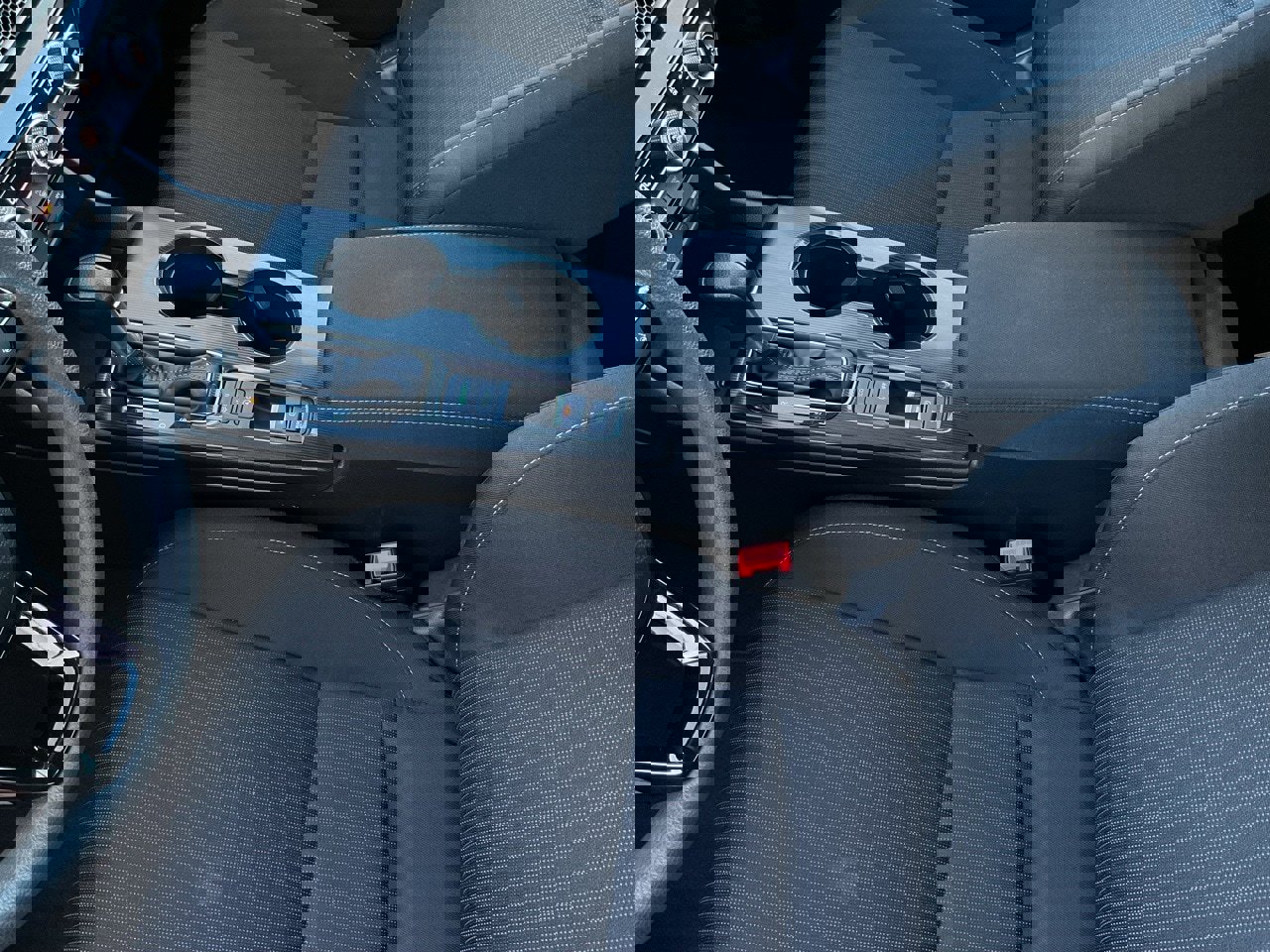 Used 2025 Honda Civic LX image 32