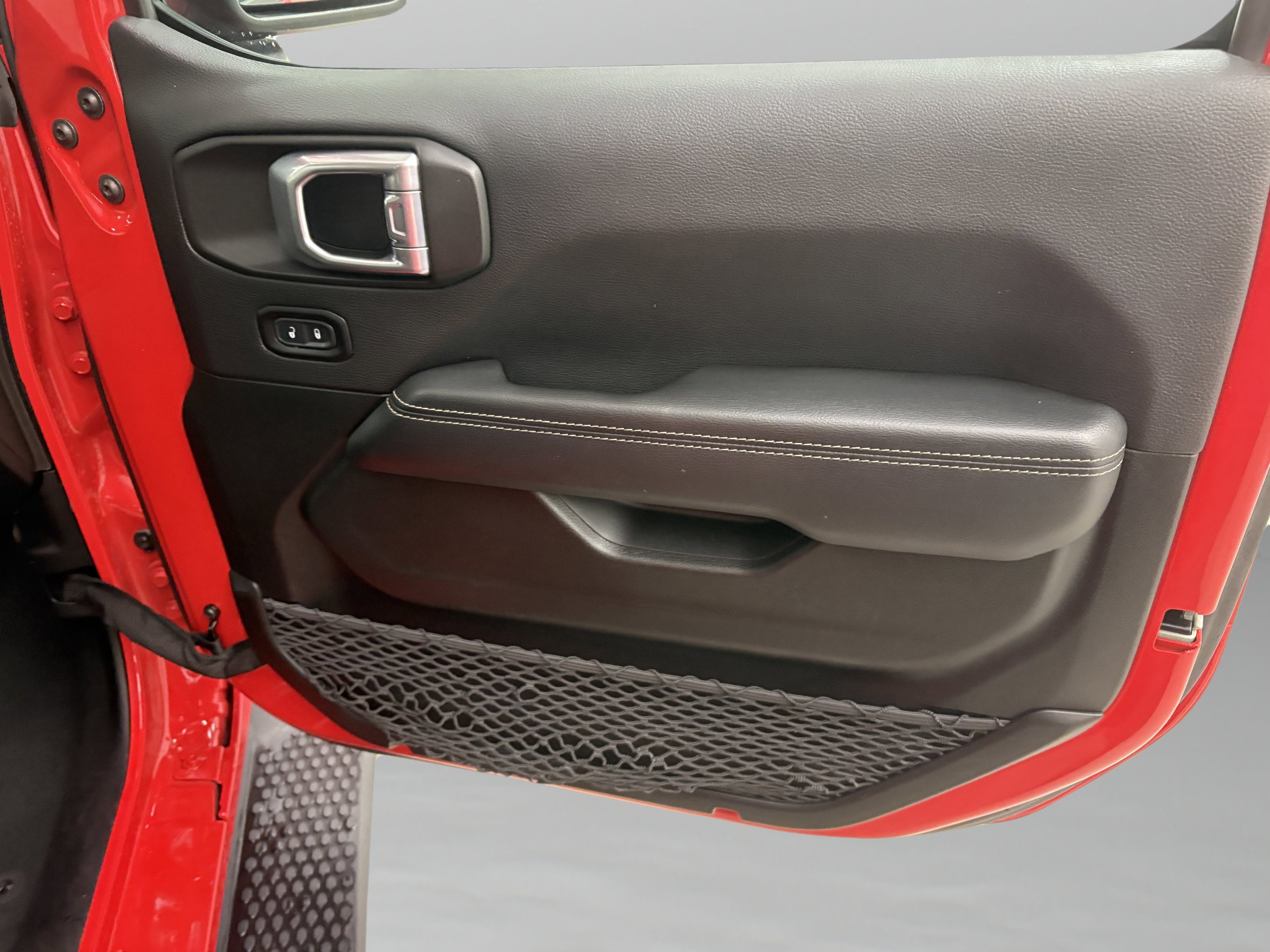 Used 2021 Jeep Wrangler Unlimited Sahara image 17