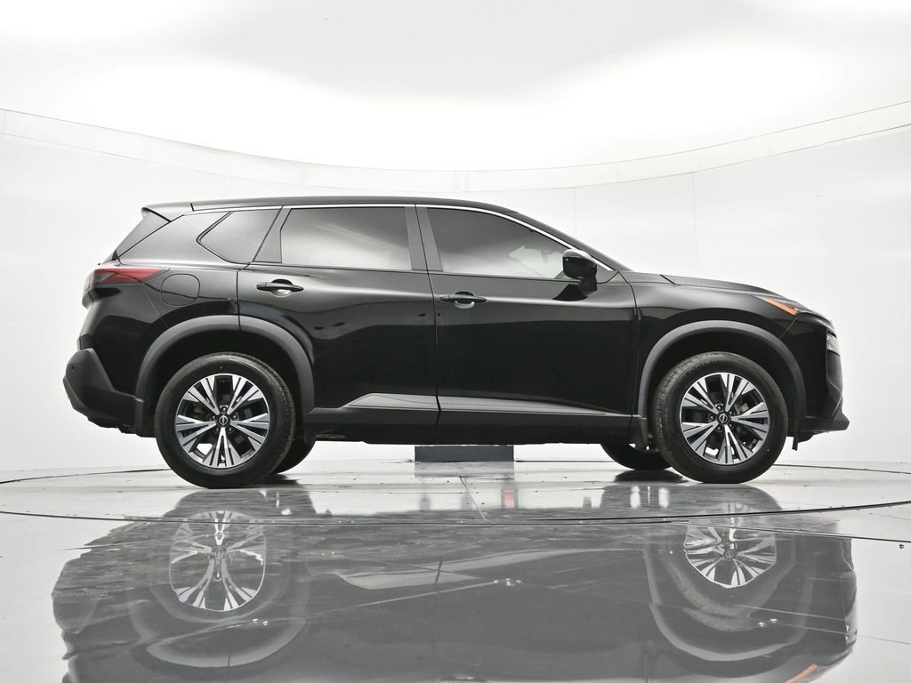 Certified 2023 Nissan Rogue SV FWD image 38
