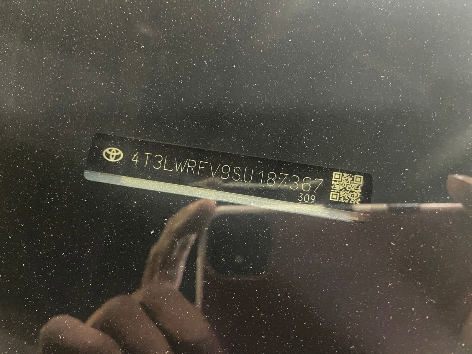 Used 2025 Toyota RAV4 LE image 29