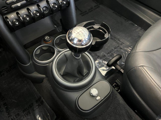 Used 2004 MINI Cooper S FWD image 18