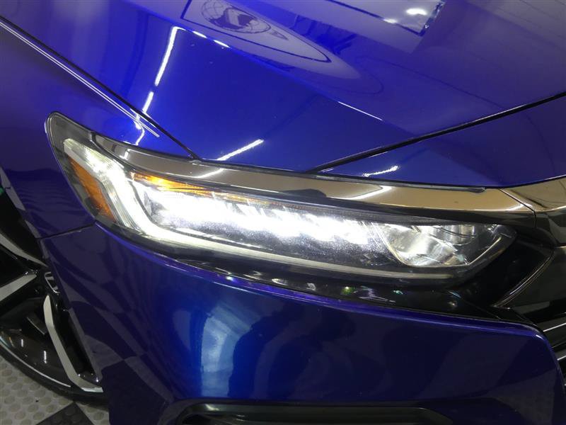 Used 2018 Honda Accord Sport image 14