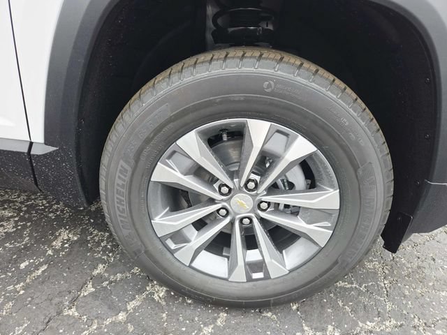 New 2026 Chevrolet Equinox LT w/ Convenience Package II AWD/4WD image 11