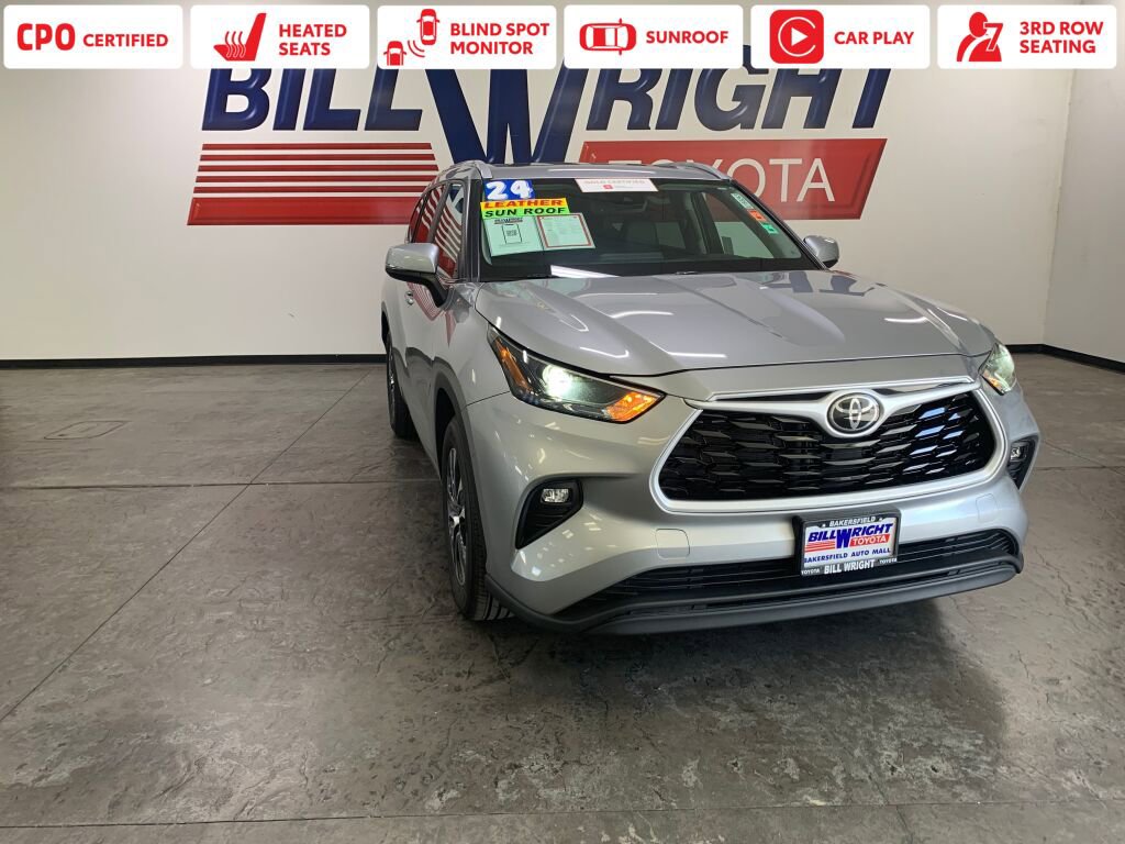 Certified 2024 Toyota Highlander XLE image 1